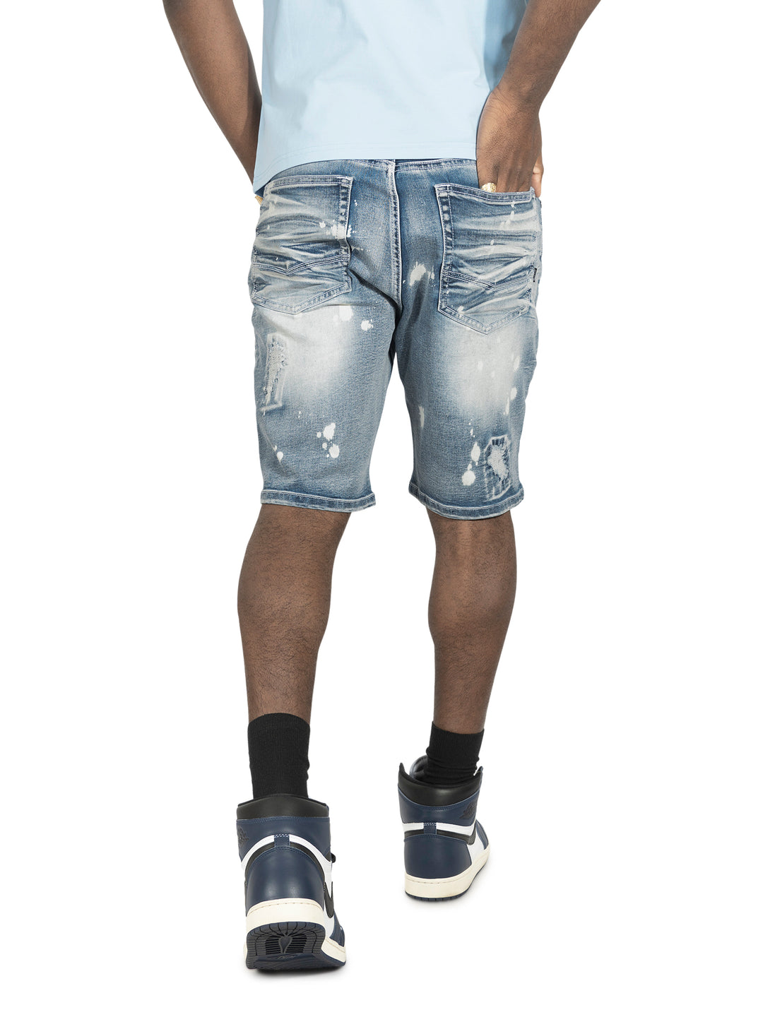 M607 Amato Denim Shorts - Light Wash
