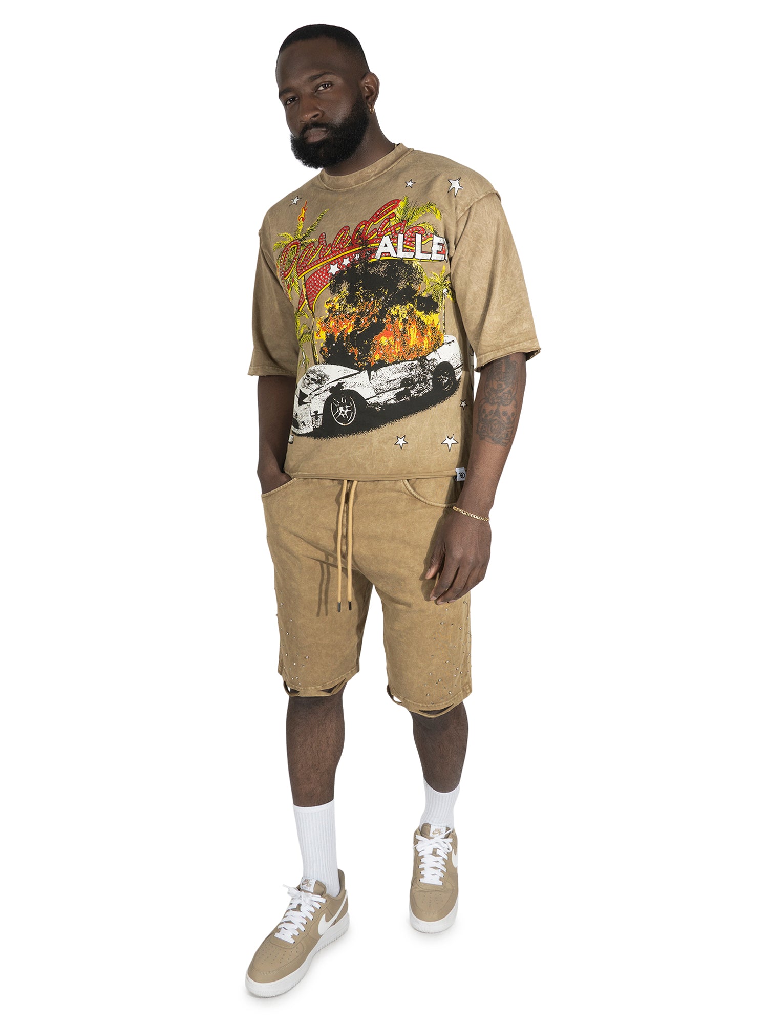 F132 Motion Sickness Cropped Tee - Mocha