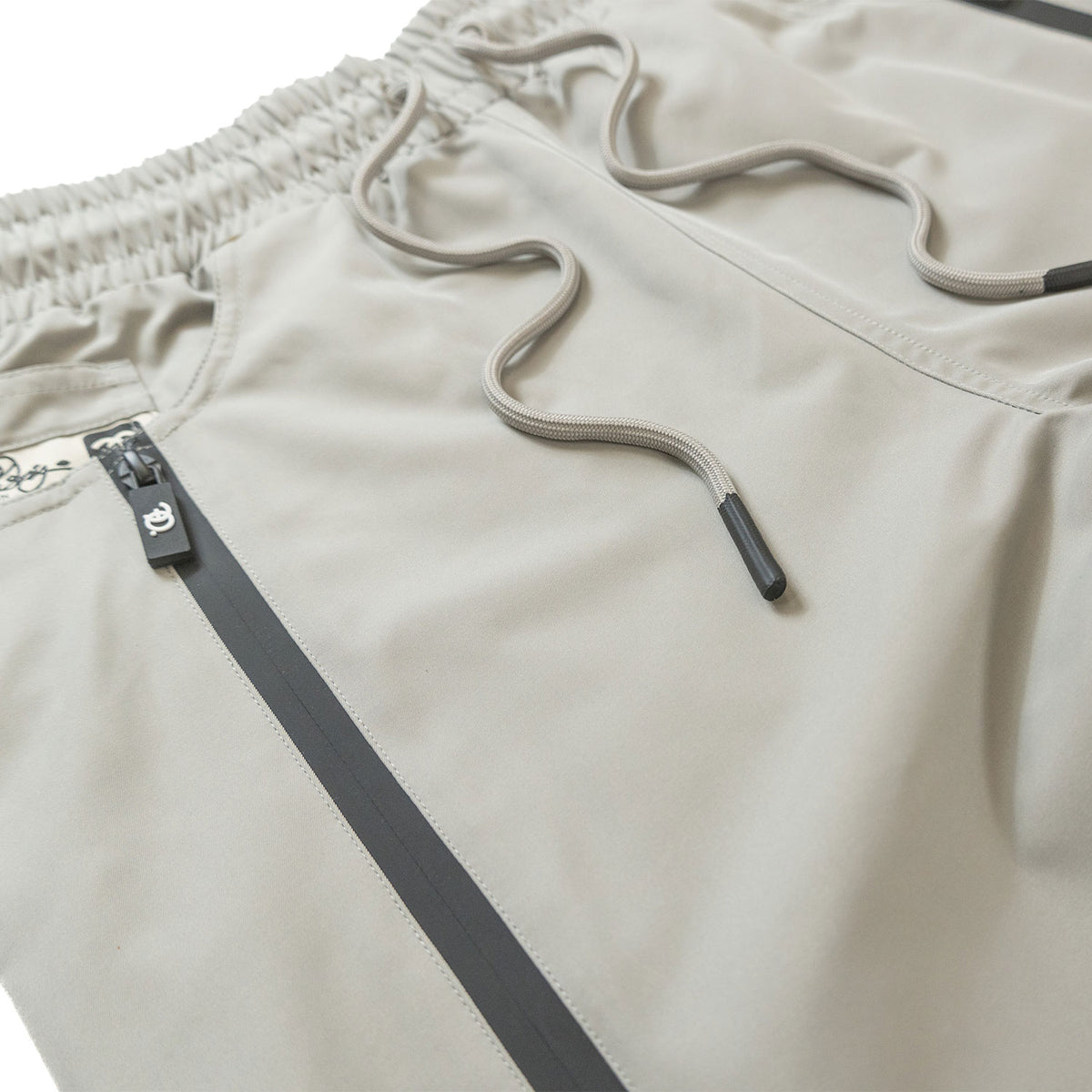 F1736 Zerelly Nylon Stacked Pants - Gray