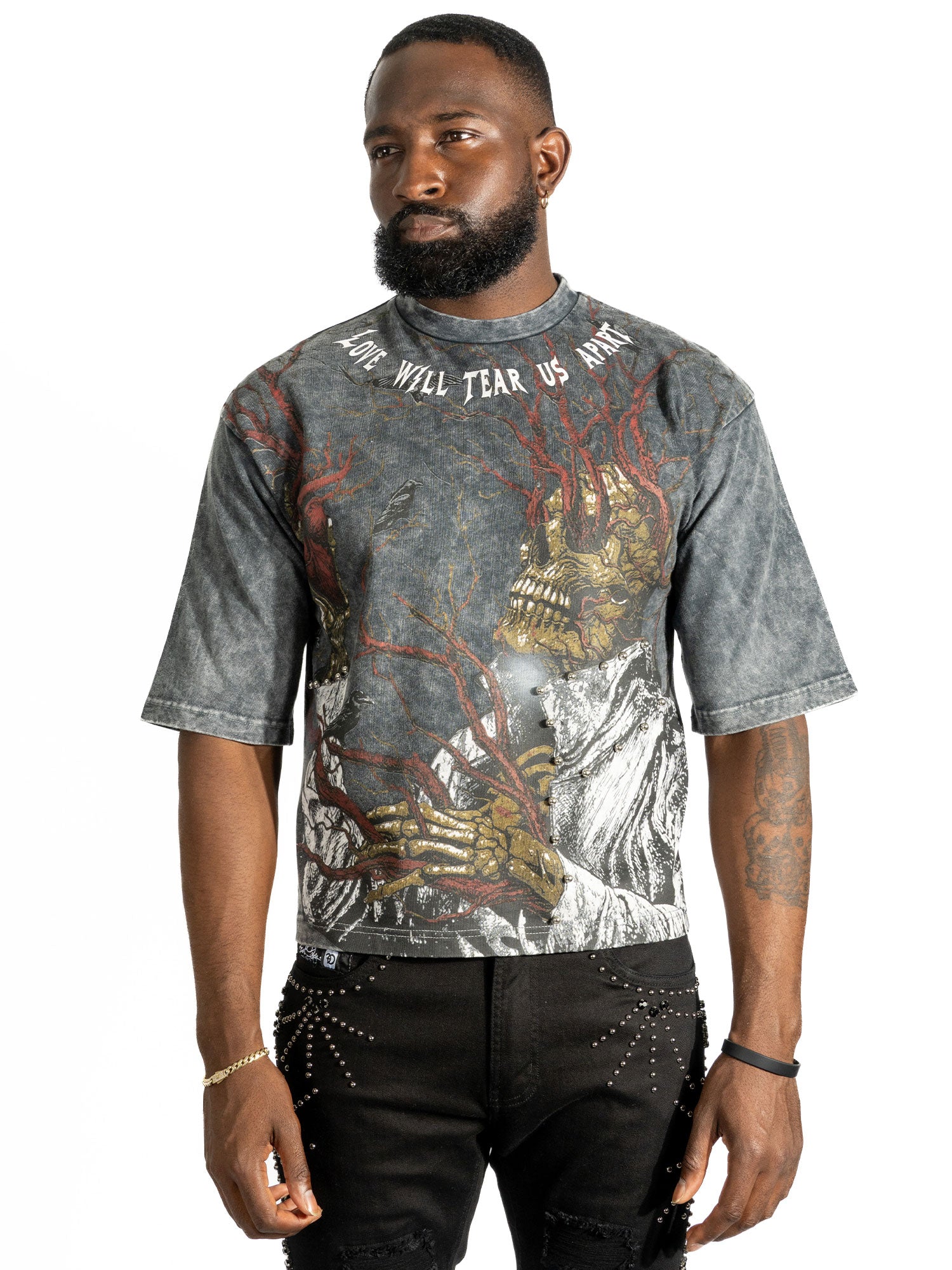 F179 Heartless Cropped - Black