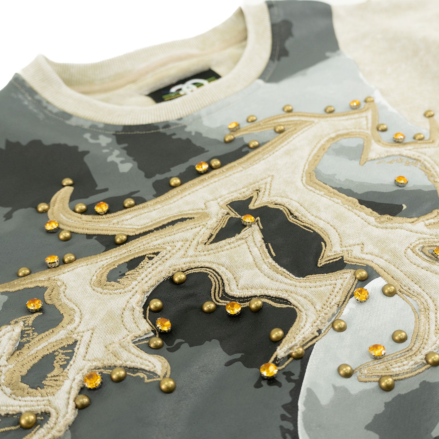 F4357 Heartless Crewneck - Mocha