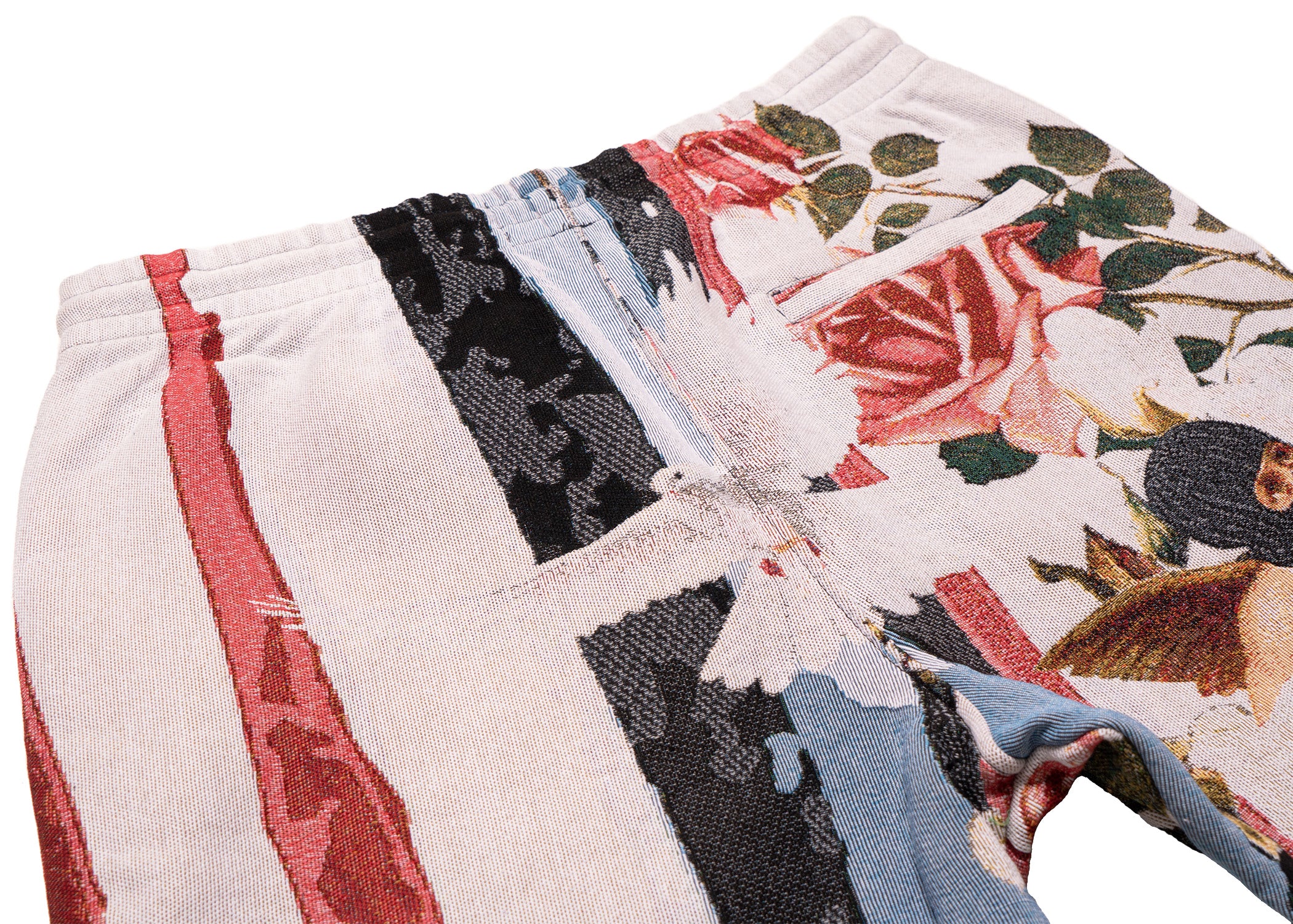 F665 Angel Tapestry Shorts - White