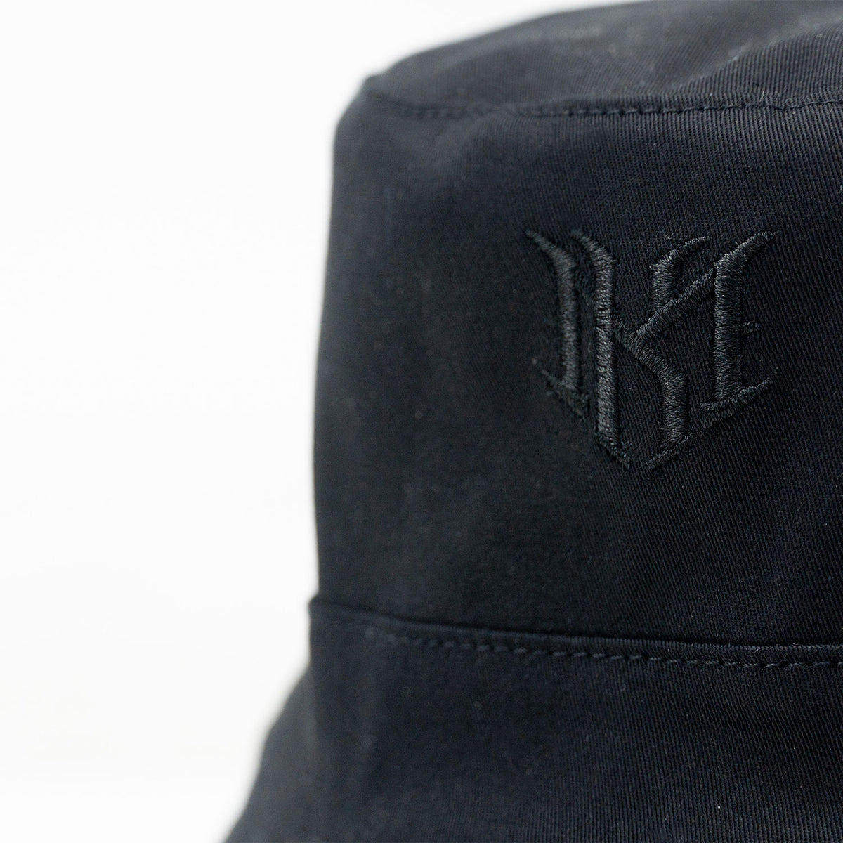 M014 Vivere Bucket Hat - Black