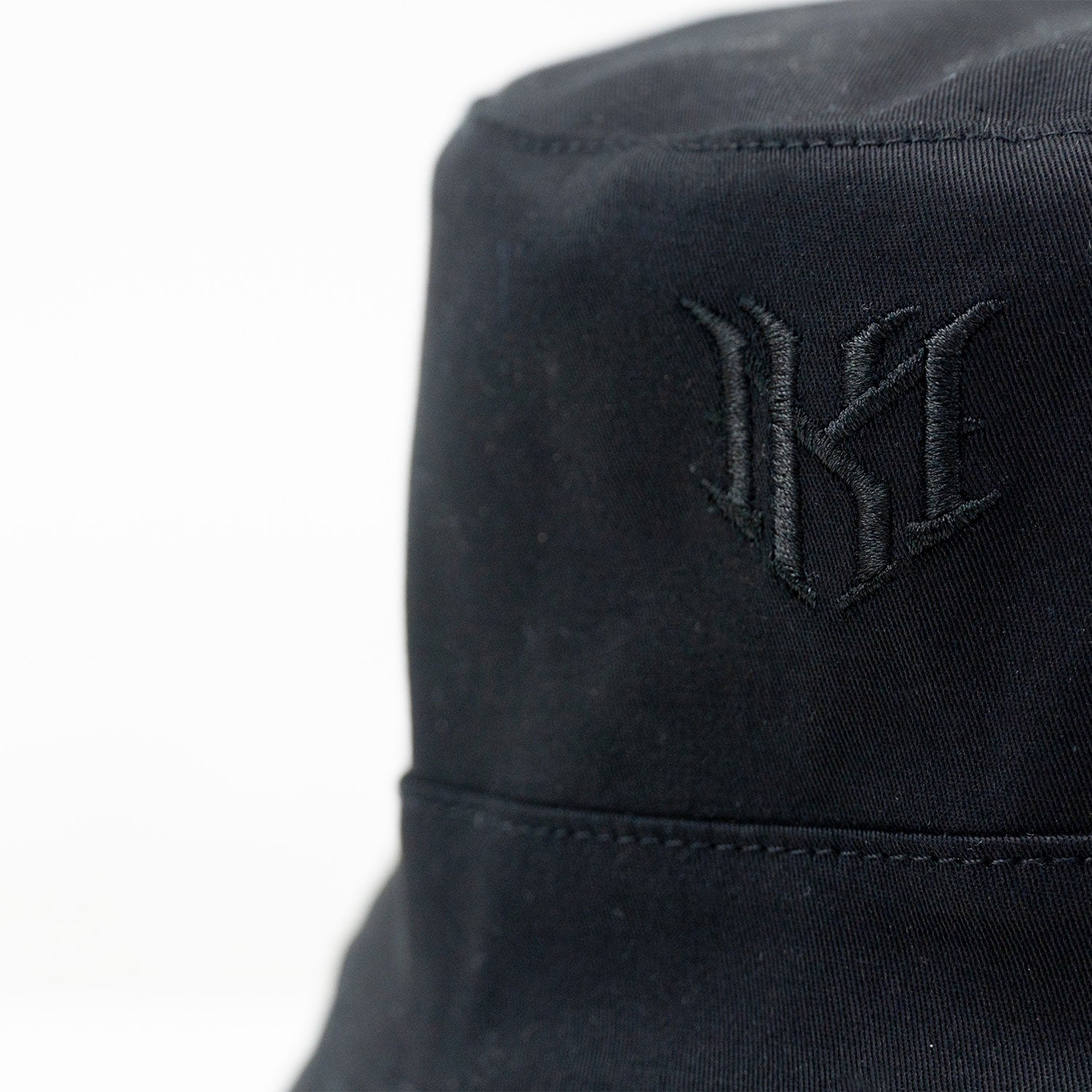 M014 Vivere Bucket Hat - Black