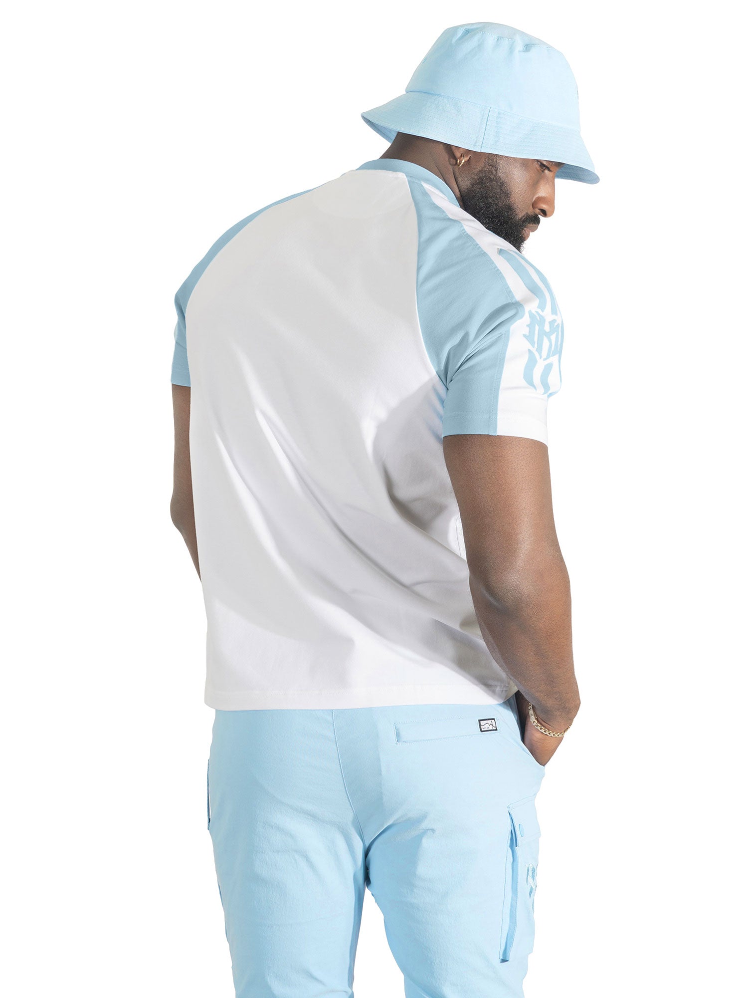 M119 Adorni Reglan T-shirt - Light Blue