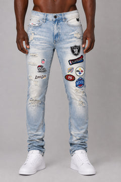 M1754 Never Back Down Jeans - Light Wash