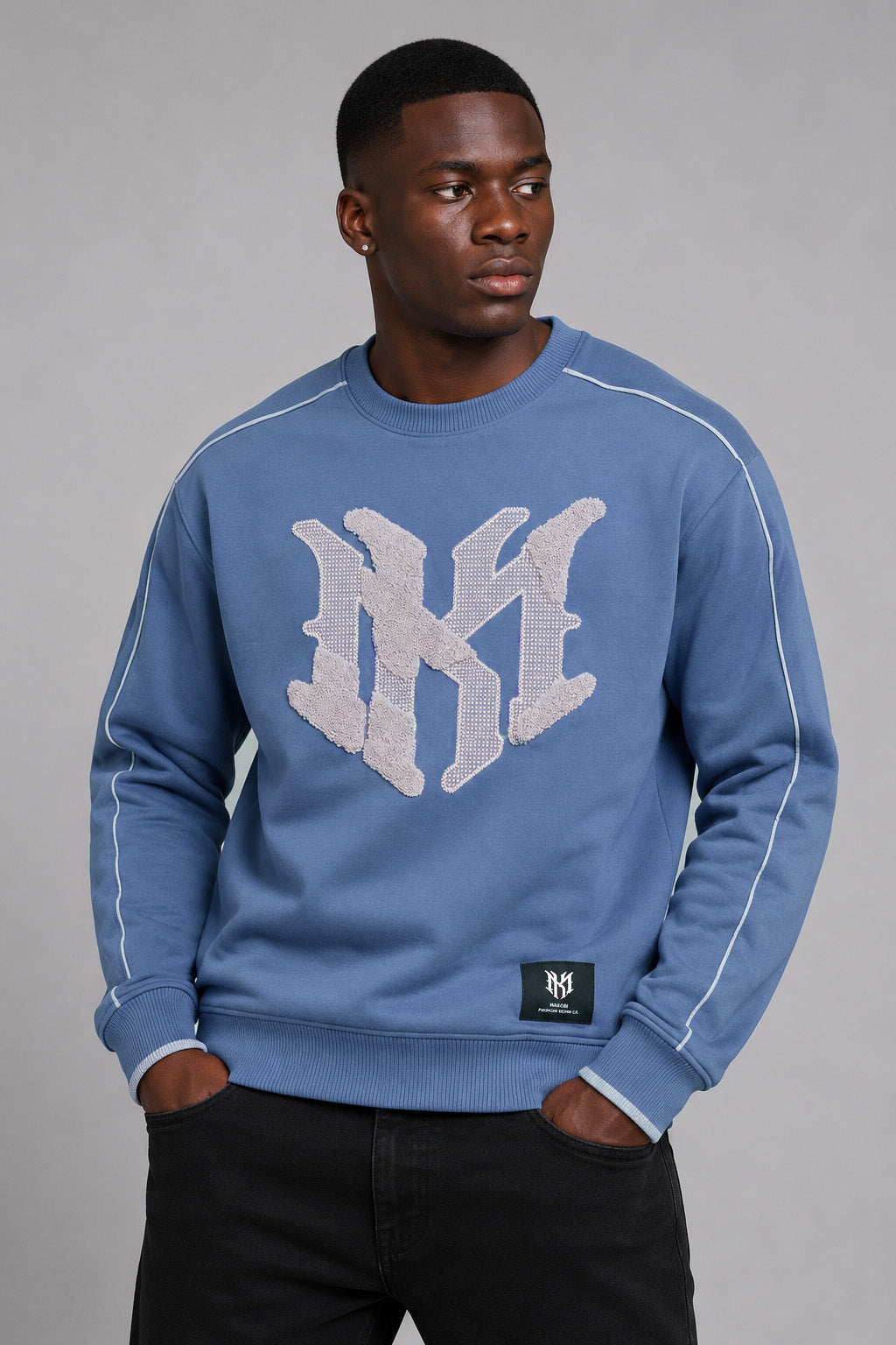 M4112 Mancini MK Crewneck - Midnight Blue