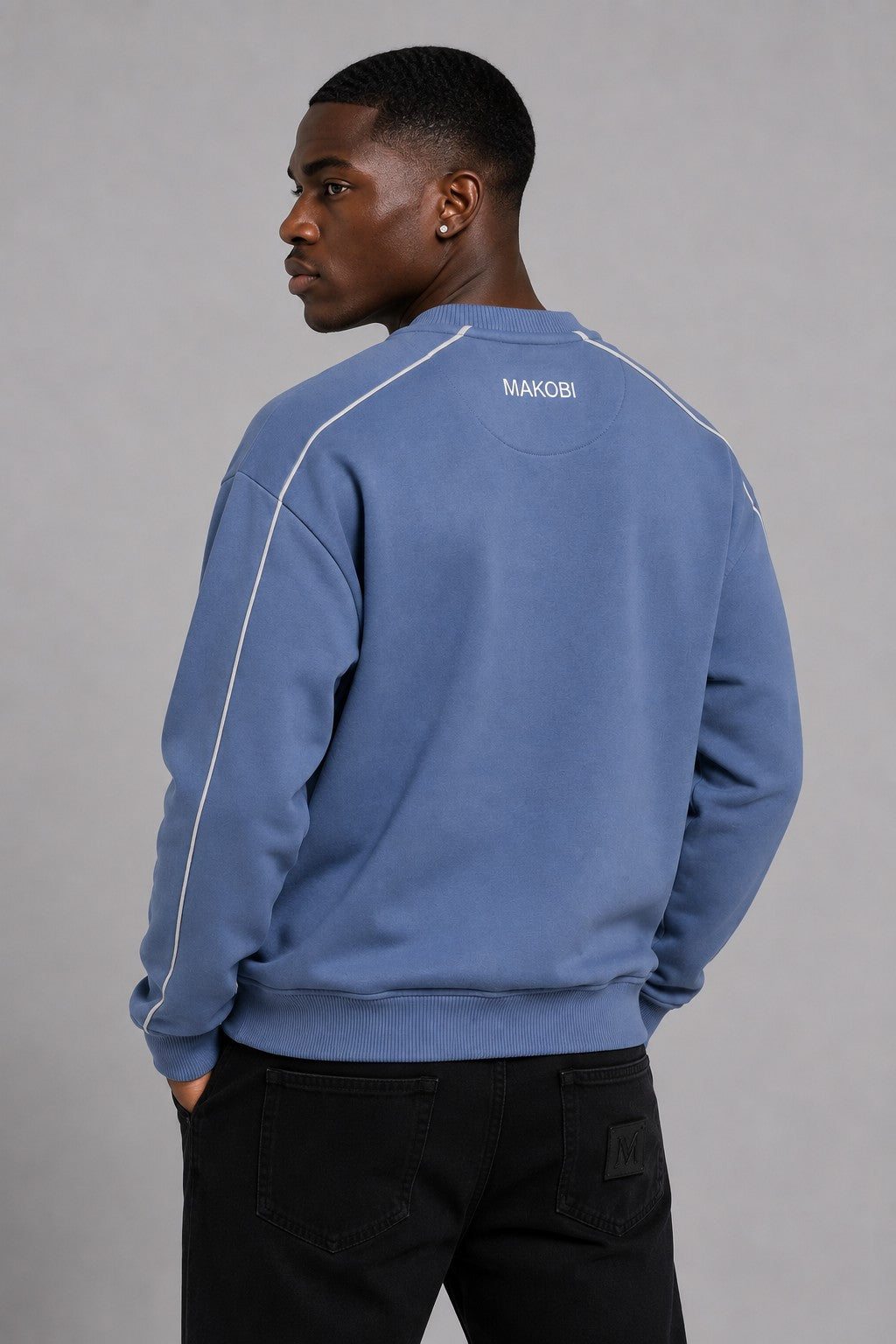 M4112 Mancini MK Crewneck - Midnight Blue