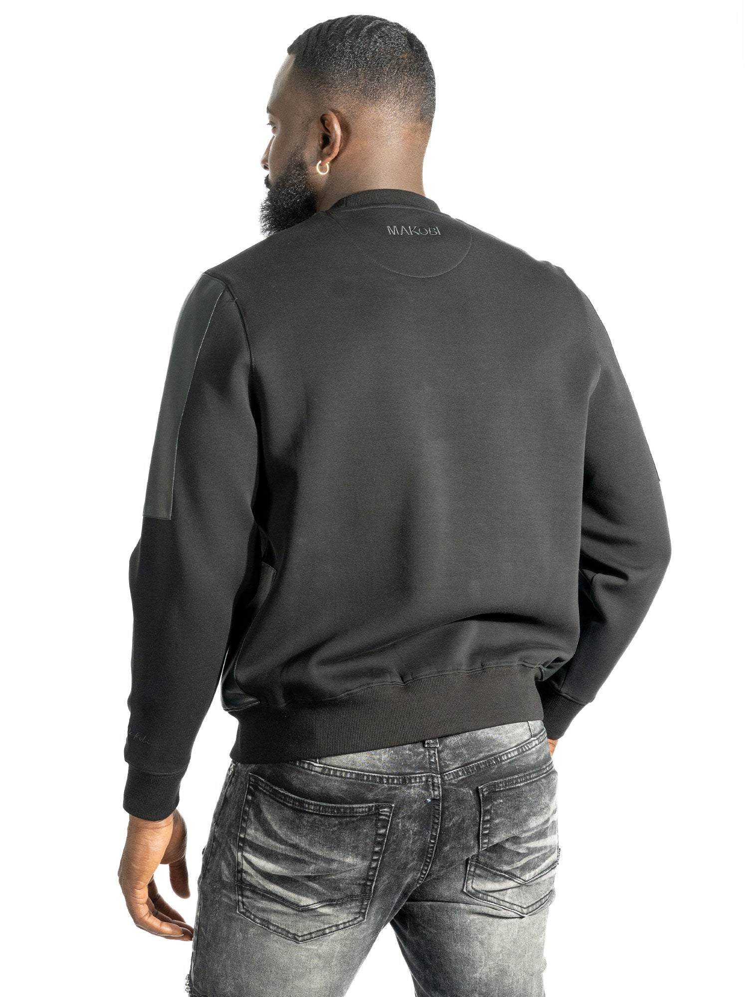 Makobi M4118 Bottega Crewneck in Black, view 4
