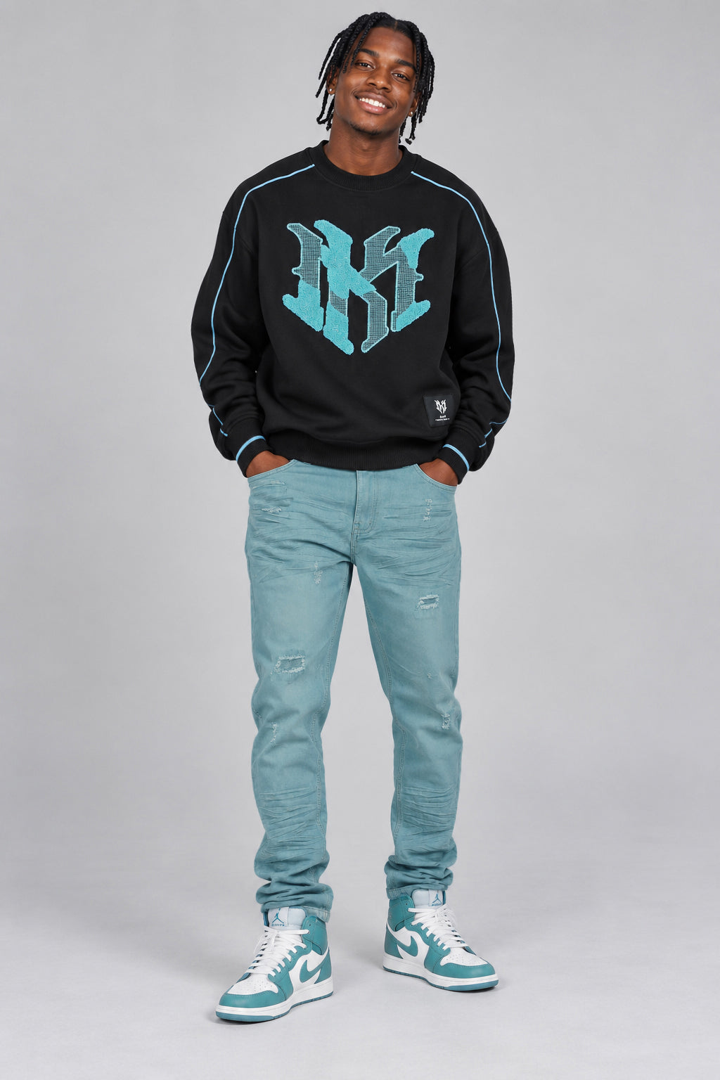 M4112 Mancini MK Crewneck - Black-Teal