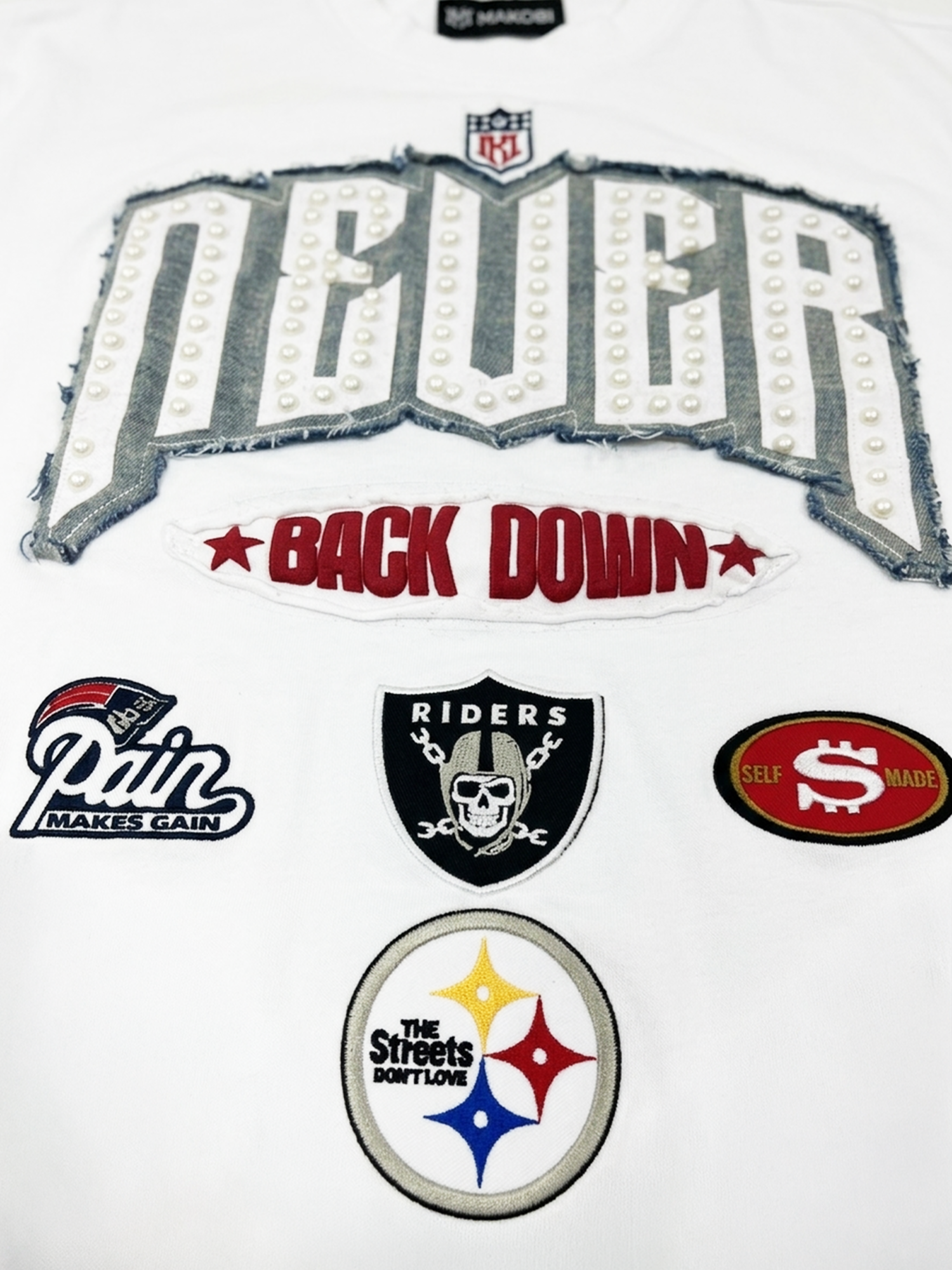 M454 Never Back down Boxed Tee - White