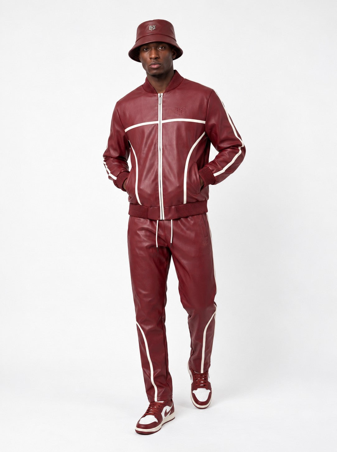 M4580 Azzuri Vegan Leather Set - Burgundy