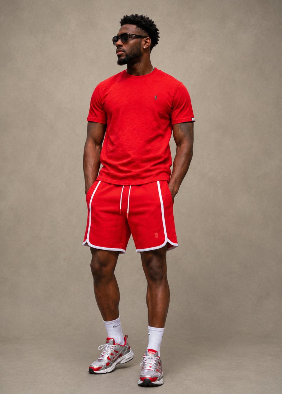 M664 Makobi Lorini Shorts - Red