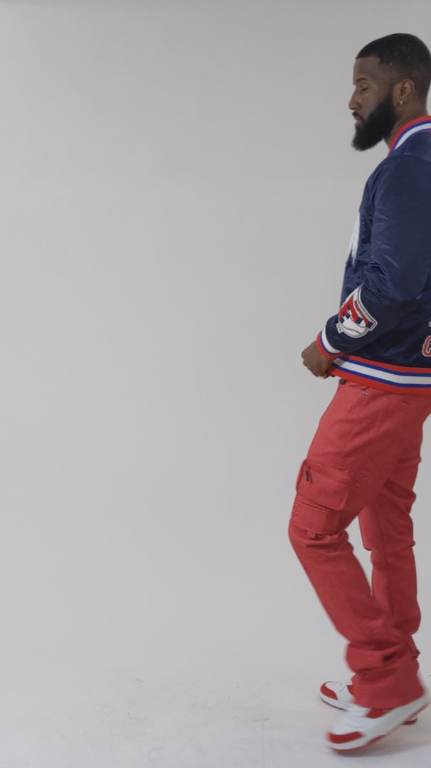 Video laden: F1057 Chiefs Satin Varsity Jacket - Navy
