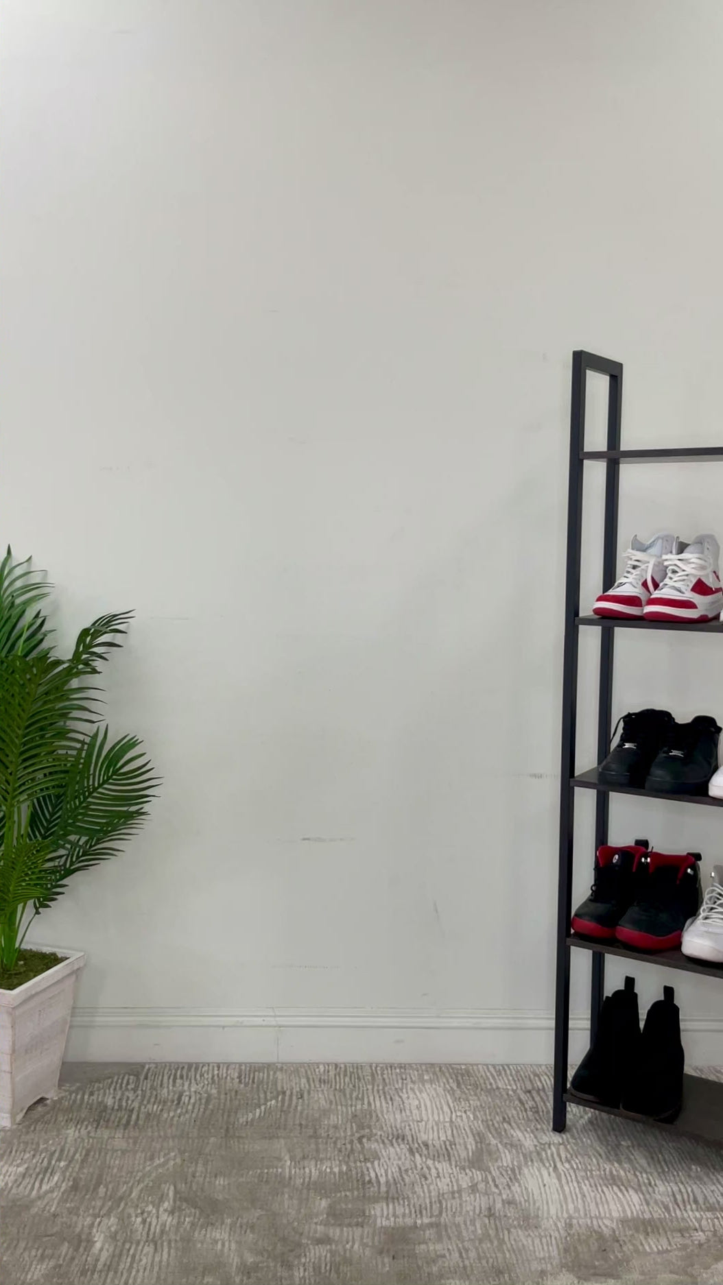 Load video: M430 Toronto Short Sets - White