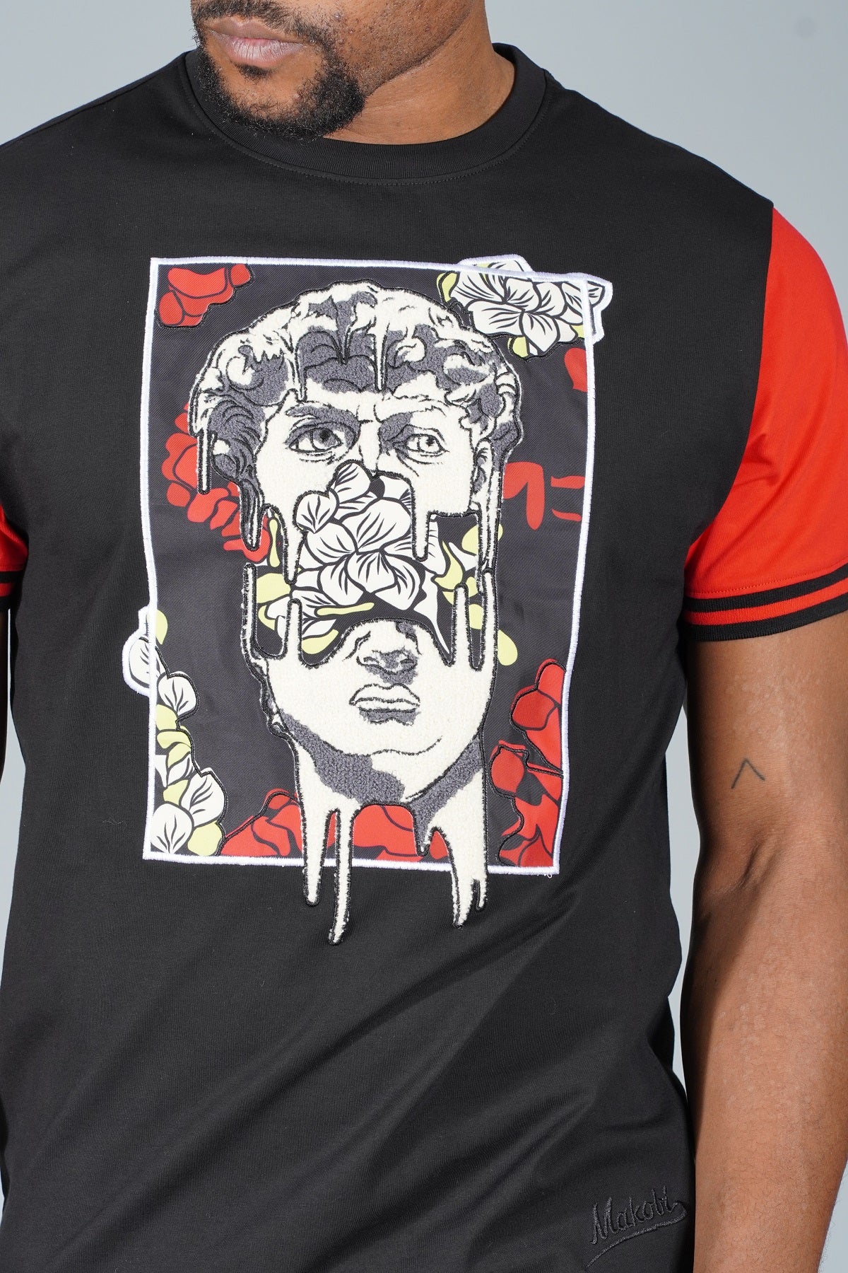 Makobi M267 David Tee in Black/Red, view 3