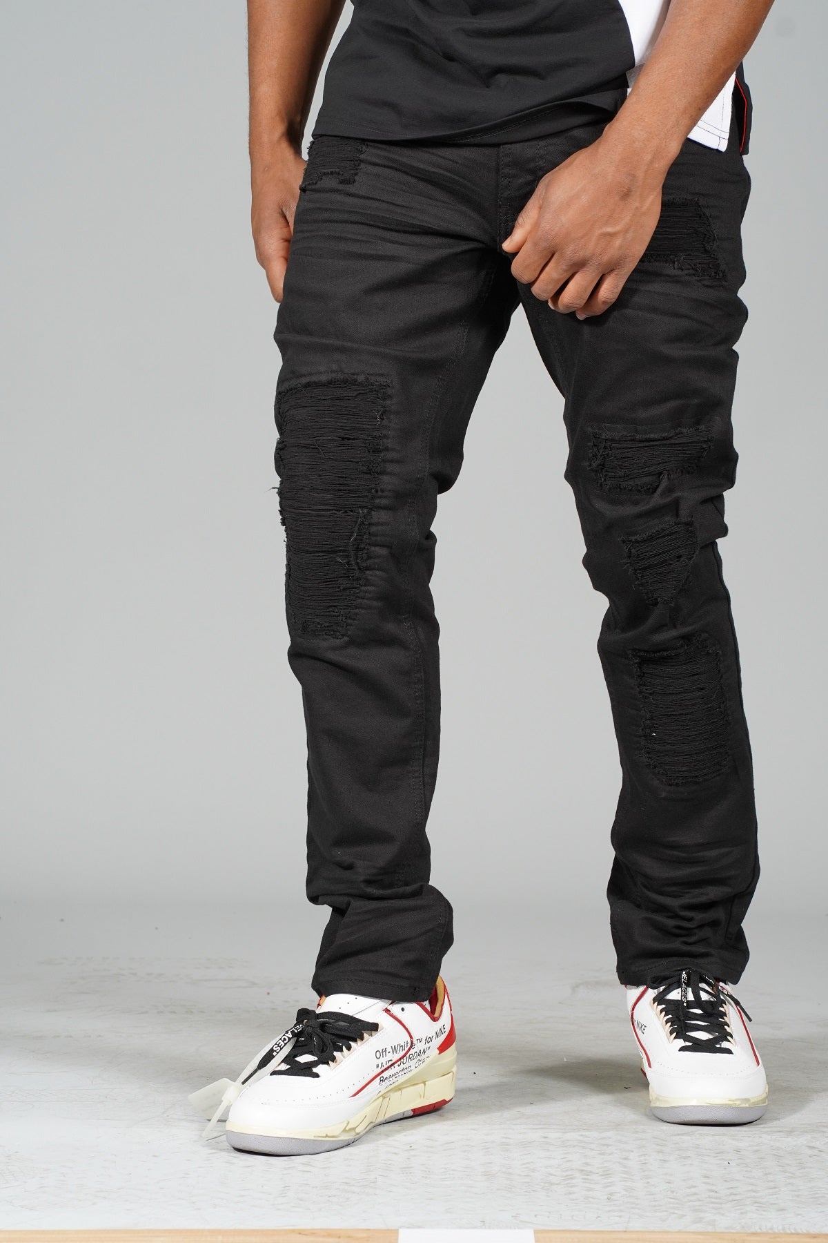 M1780 Pensacola  Shredded Jeans -Black/Black