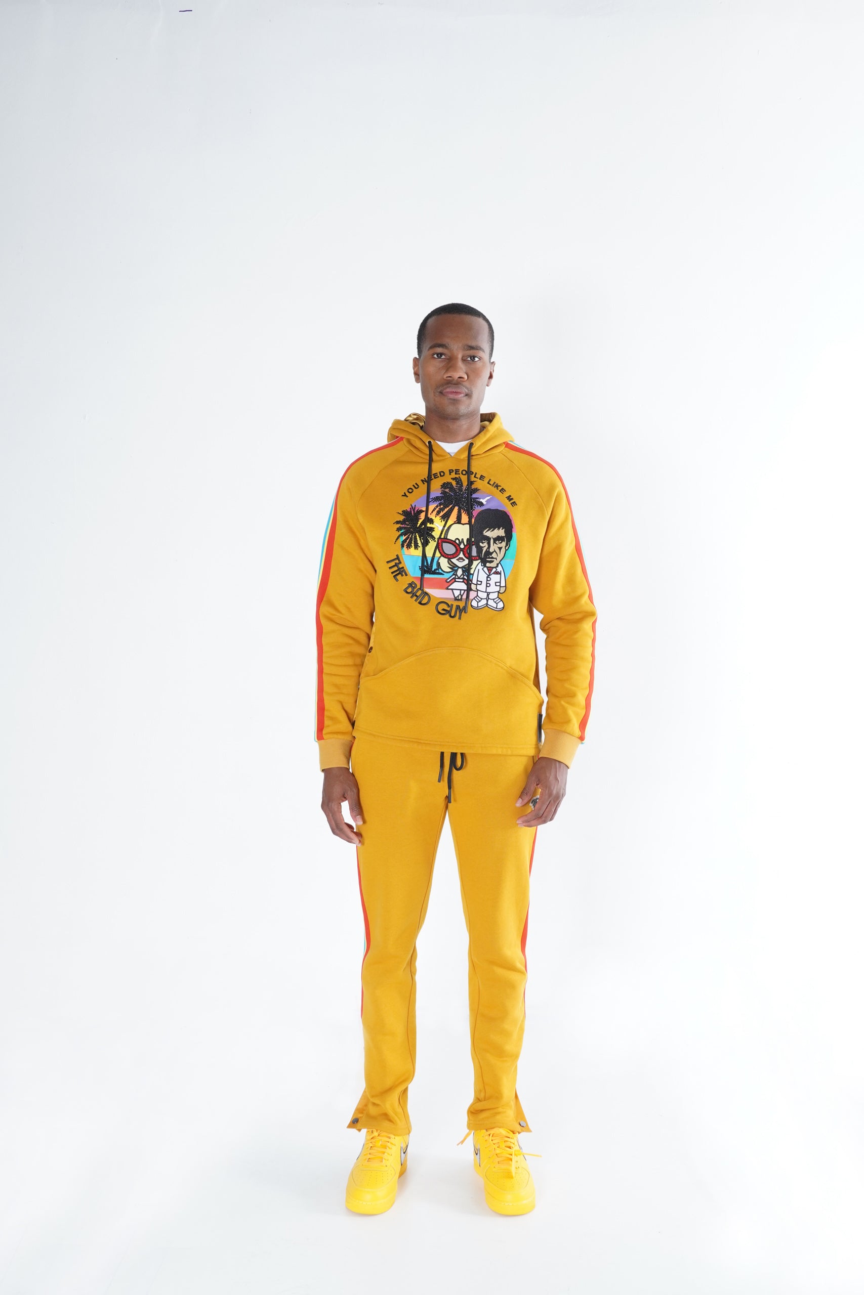 F5728 & F6728 Frost Bad Guy Fleece Set Up - Wheat