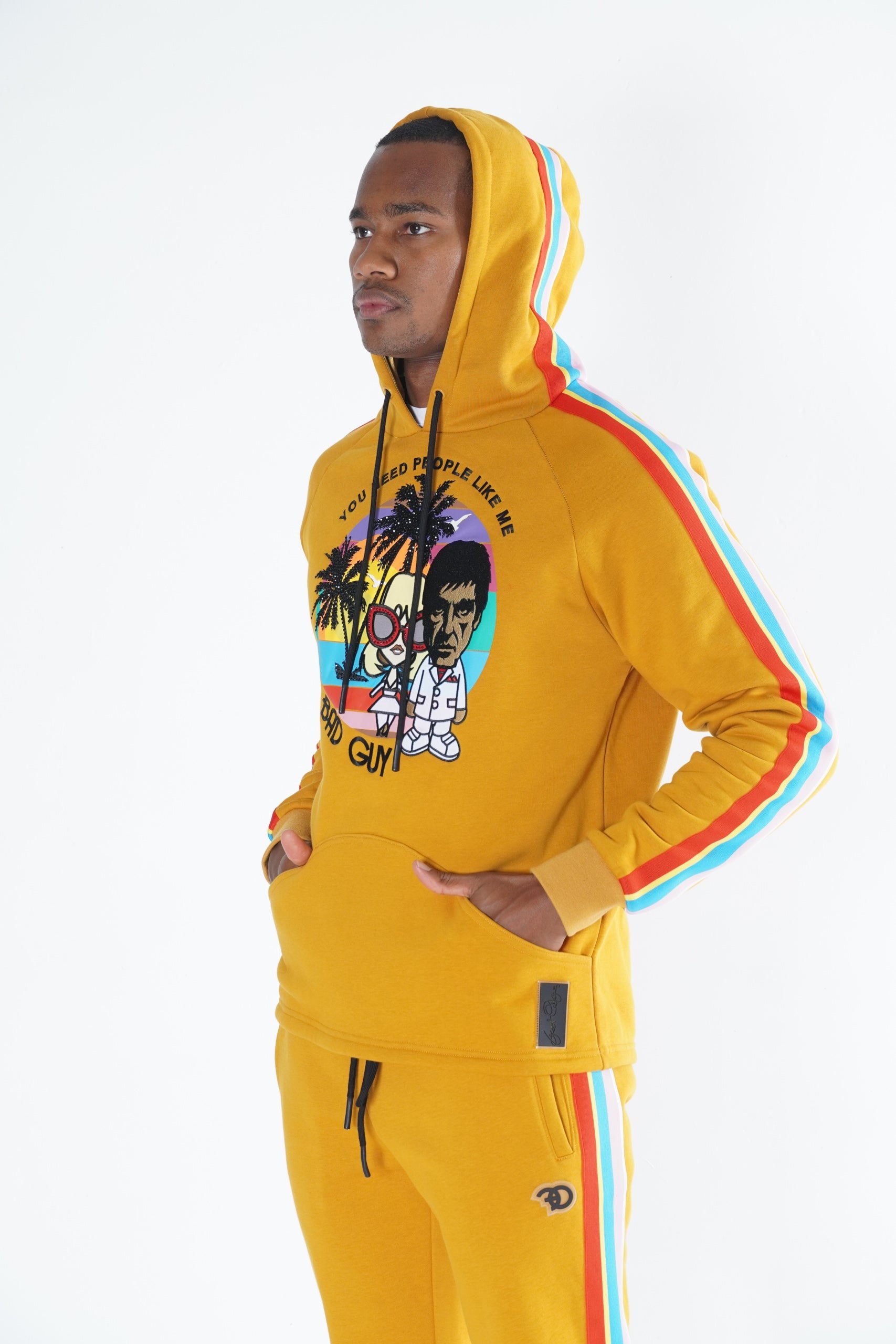 F5728 & F6728 Frost Bad Guy Fleece Set Up - Wheat
