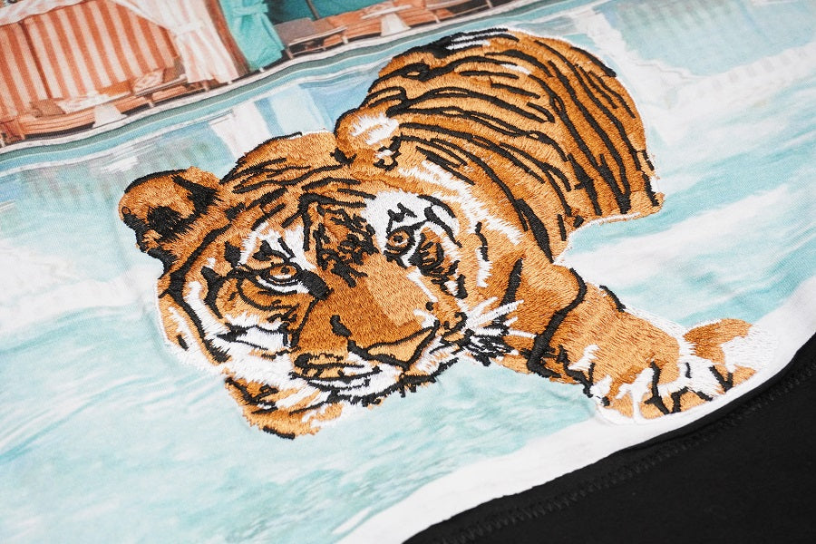 Makobi M304 Tiger In Paradise Tee in Black, view 3